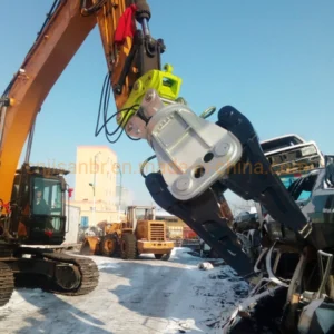 20 Tons, 30 Tons of Scraper Dismantling and Recycling Various Agricultural Machinery, Construction Waste, Cars, Trucks, etc.
