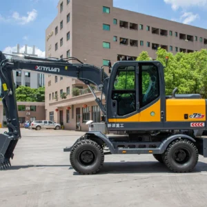 Xinyuan XYC75WYT Hydraulic Excavators Digging Machine 7 Ton Wheel Excavator Factory Manufacturer